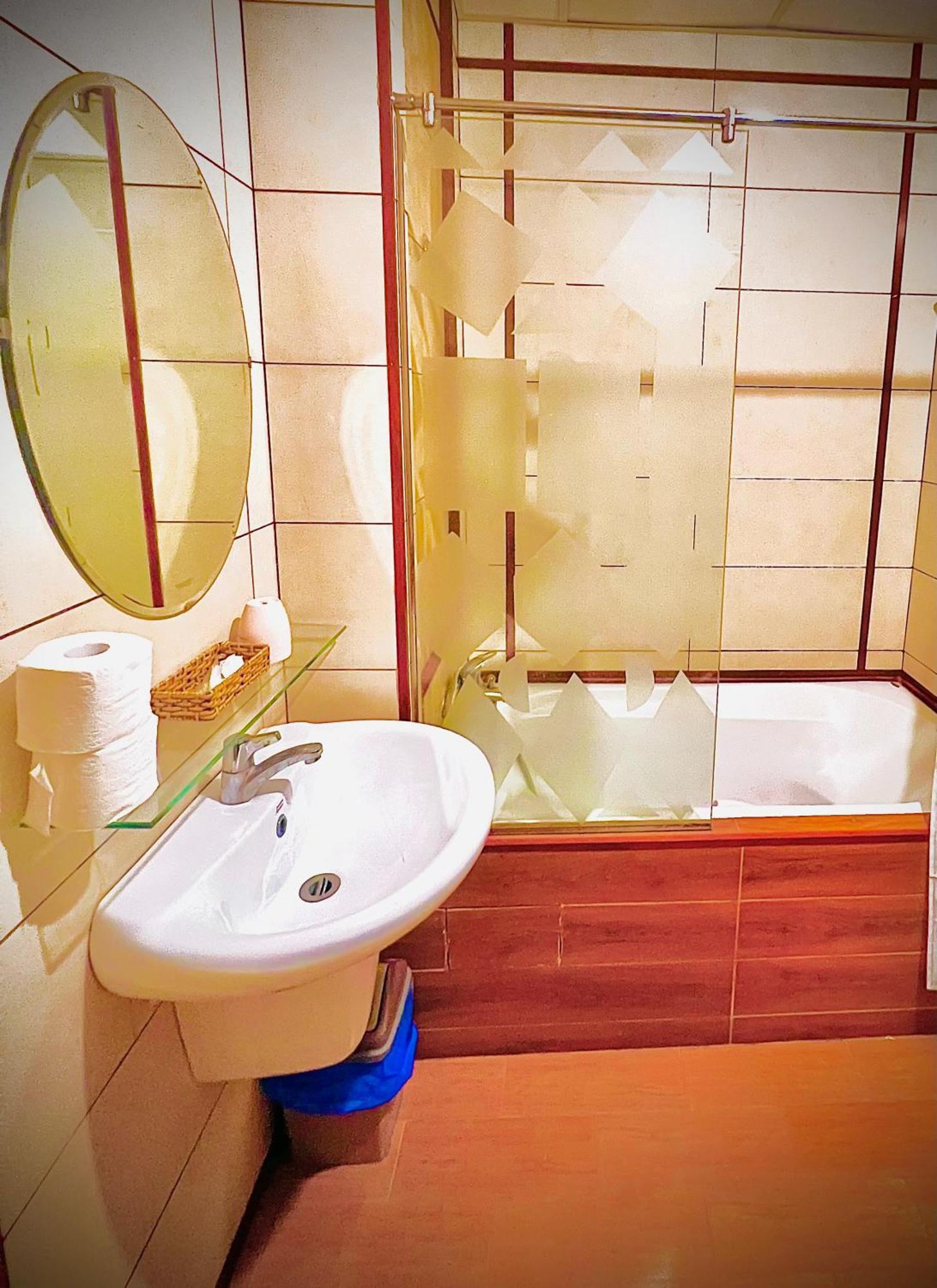 Bi Saigon Hotel Ho Chi Minh City Exterior photo